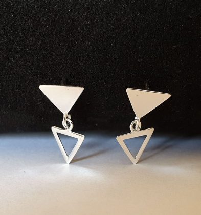 Cercei din argint 925 Triunghi Cercei din argint 925 Triunghi